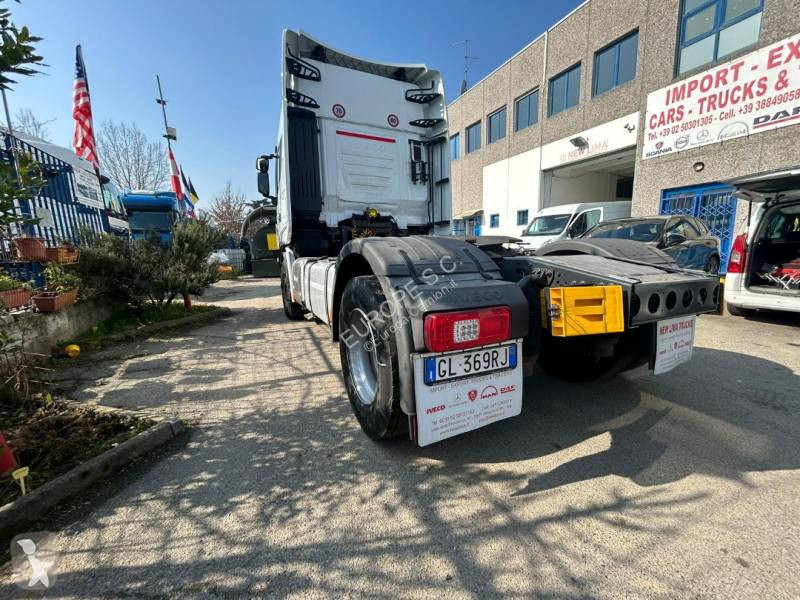 Cabeza tractora Iveco