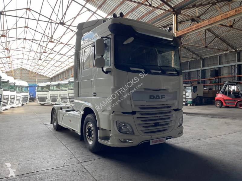 Traktor DAF