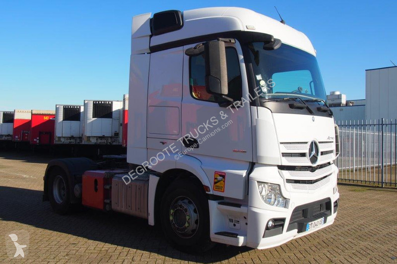 Trattore Stradale Mercedes 1845LS 