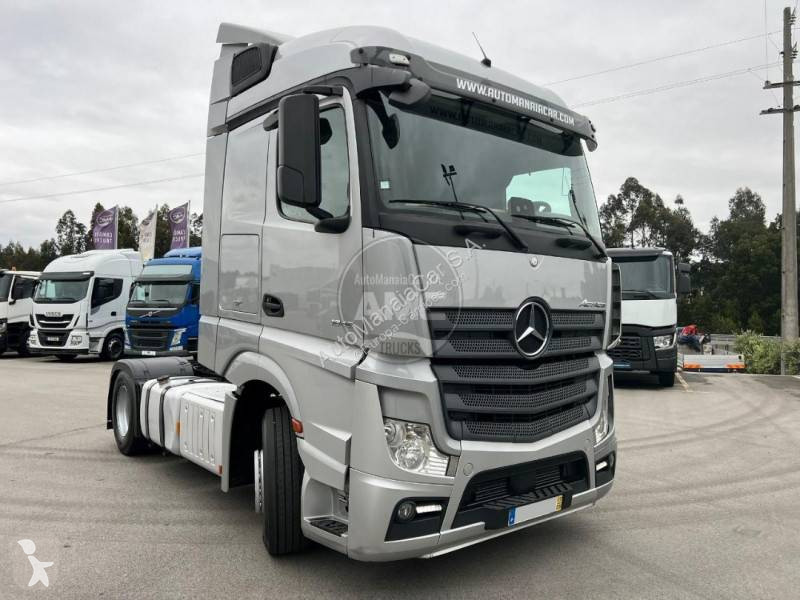 Traktor Mercedes