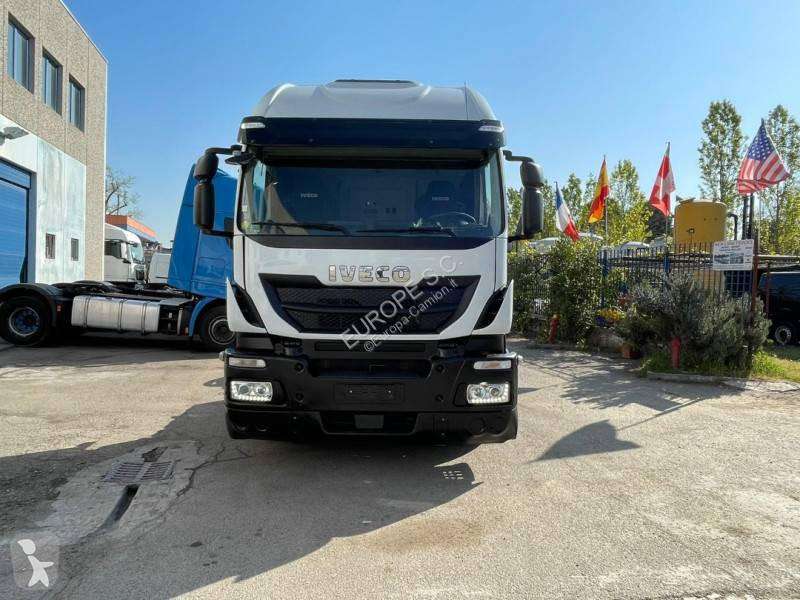 Cabeza tractora Iveco