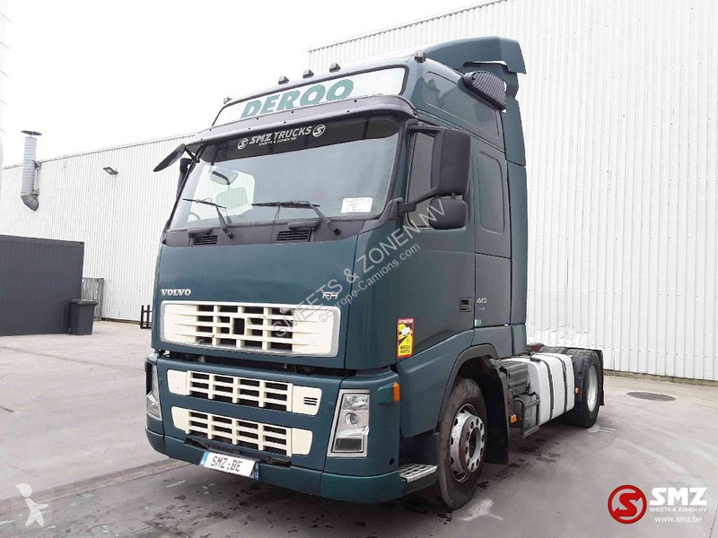 Traktor Volvo 440