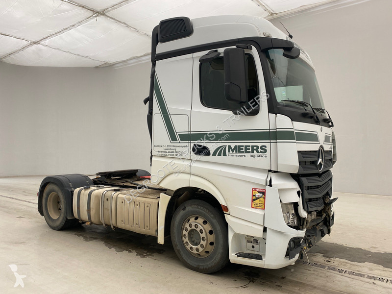 Traktor Mercedes 1843