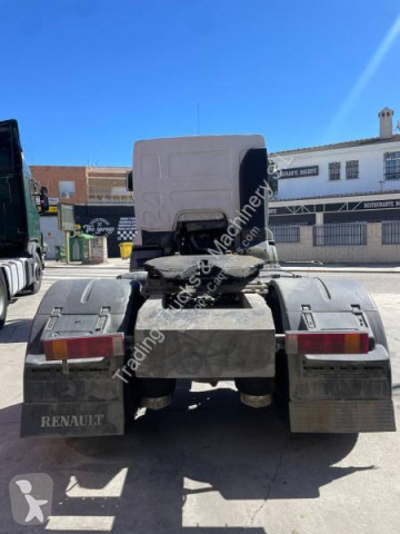Cabeza tractora Renault