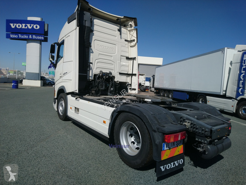 Used Volvo FH tractor unit n°9597429