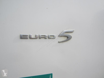 جرار Volvo