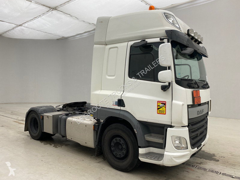 Traktor DAF 440 - ADR