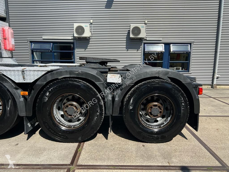 Traktor Volvo 16750 8x4 Heavy Haulage Tractor