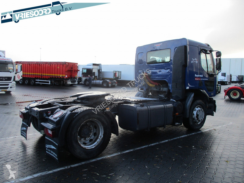 Traktor Renault 370