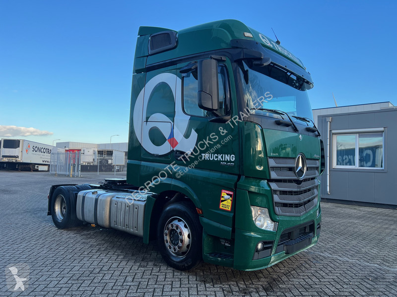 Traktor Mercedes 1845 BigSpace