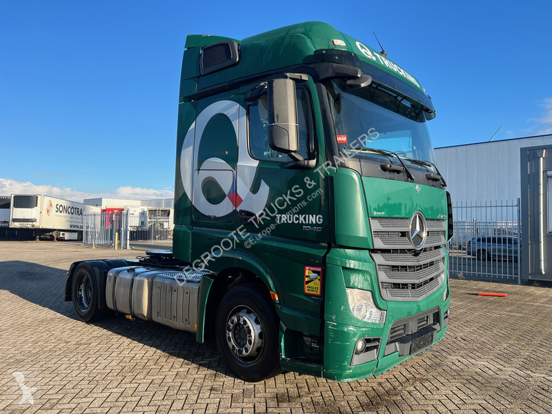 Traktor Mercedes 1845 BigSpace
