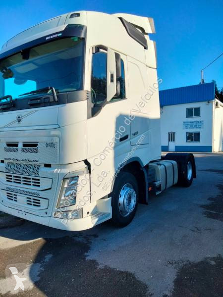 Traktor Volvo