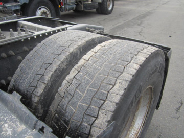 Cabeza tractora Renault