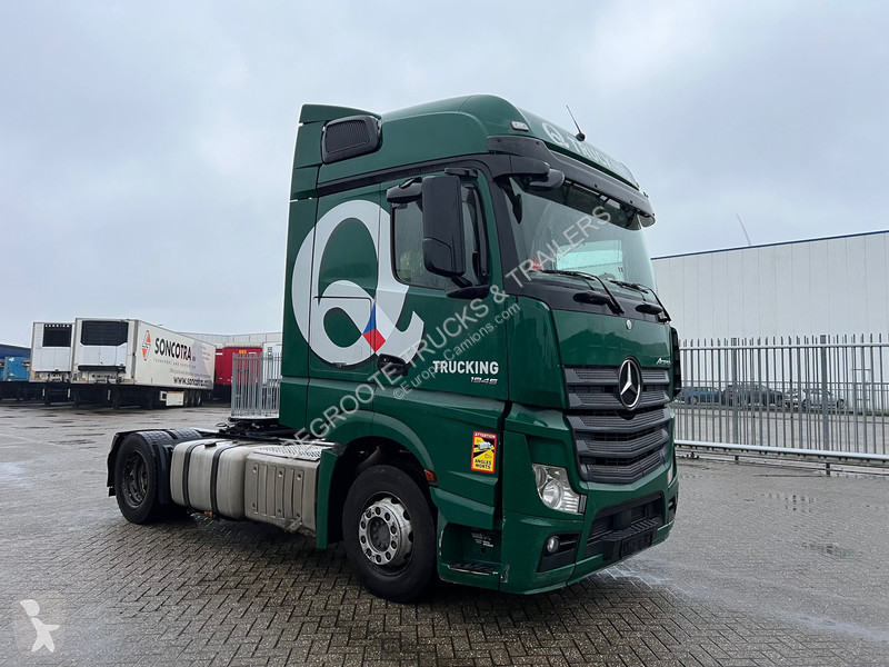 Traktor Mercedes 1845 BigSpace