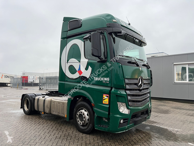 Traktor Mercedes 1845 BigSpace