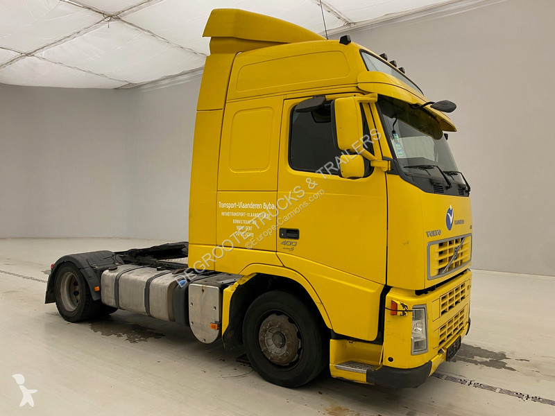 Traktor Volvo 400 Globetrotter