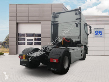 Traktor Iveco