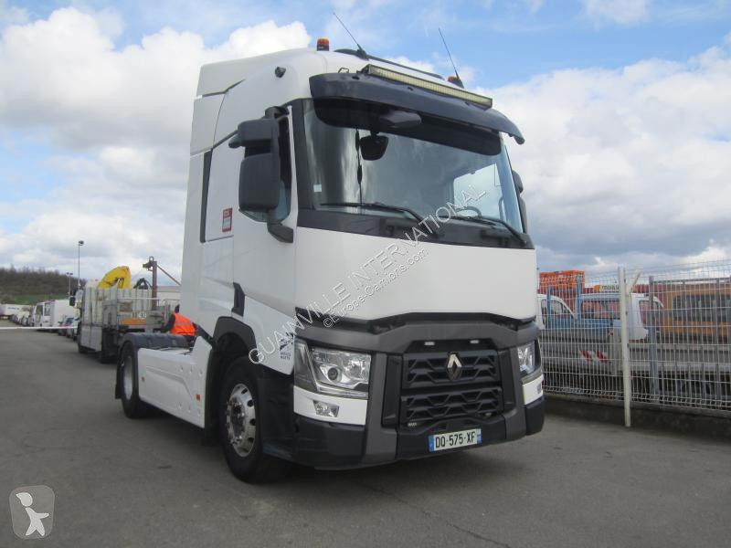 Traktor Renault 460 Gamme T