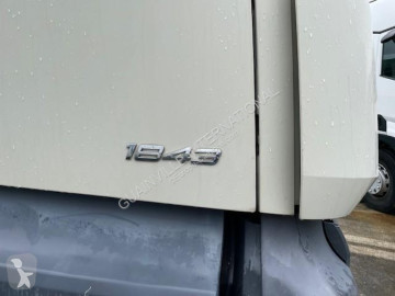 جرار Mercedes