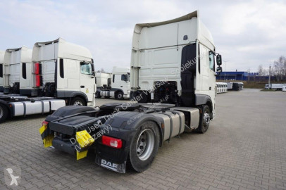 Cabeza tractora DAF