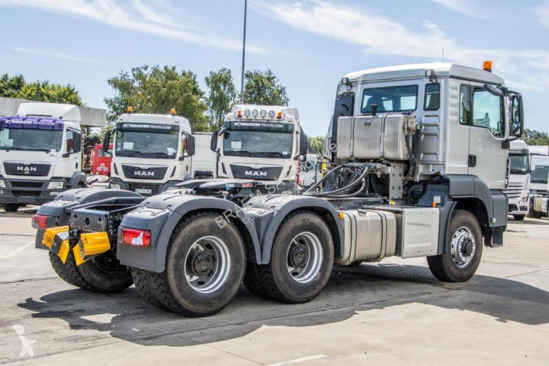 Traktor MAN 26.470 6X6H+HYDR