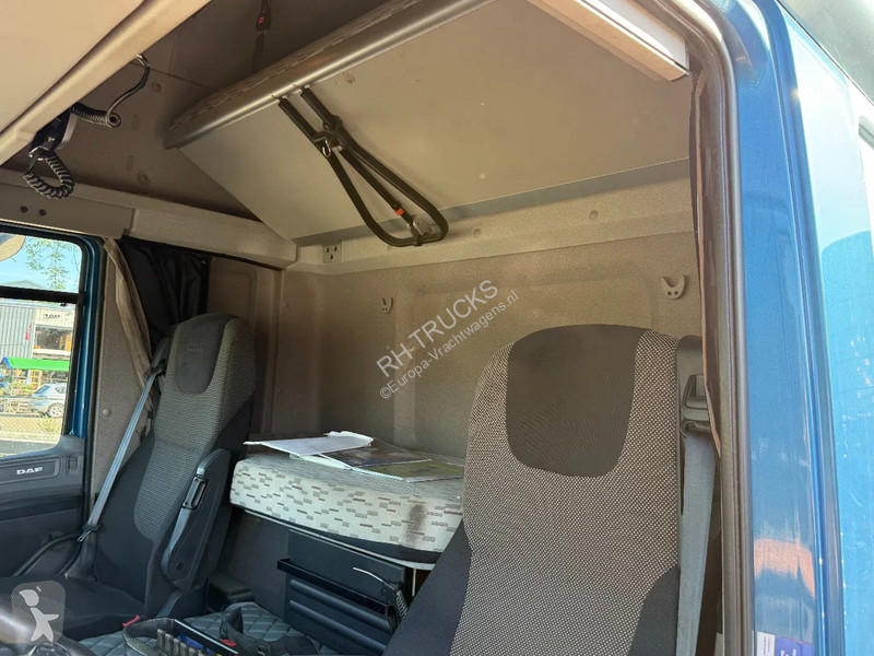 Traktor DAF 440 6X2 EURO 6 + HMF 3220-K5 REMOTE...