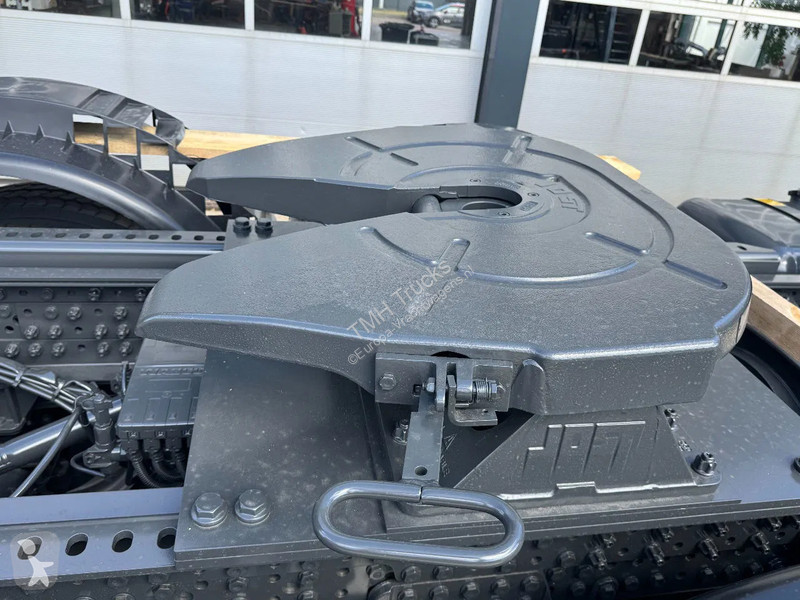 جرار Mercedes 4058 AS 6x6 Tractor Head 180T...