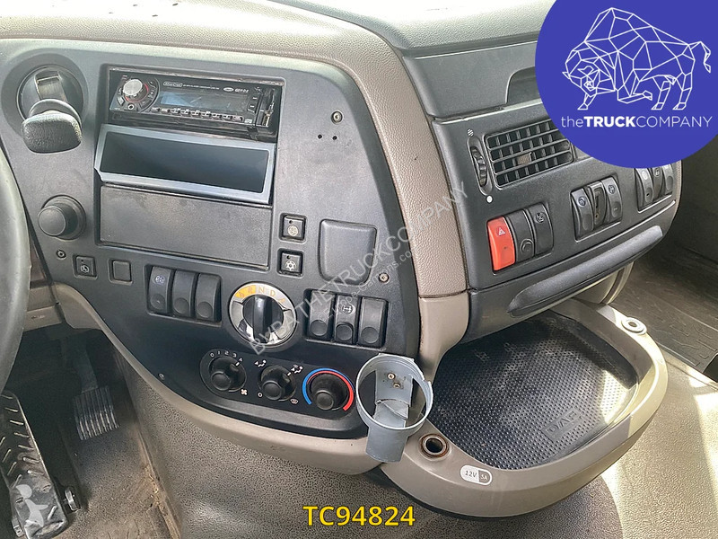 Tracteur DAF 460