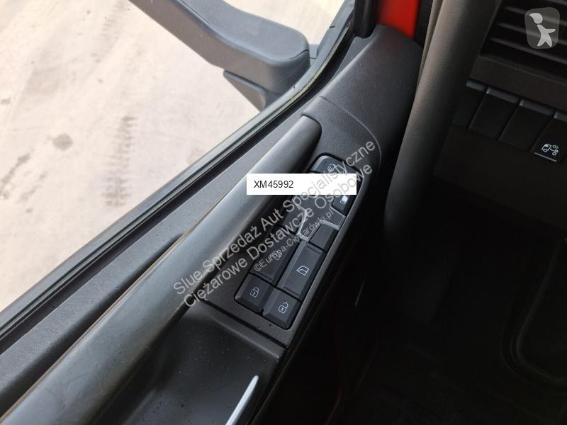 Влекач Volvo FH 420 ADR