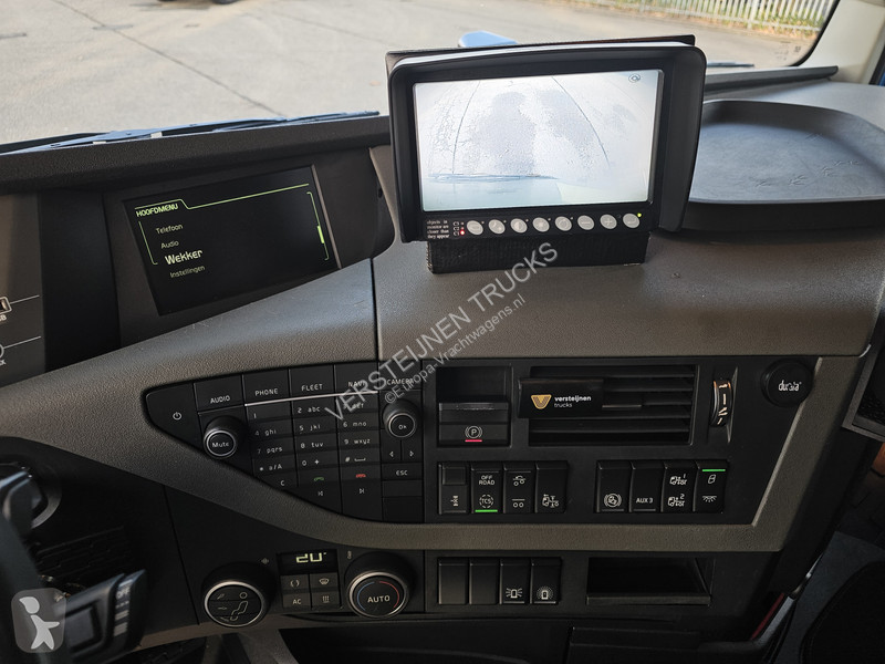 جرار Volvo FH420 6x2*4 / SEMITRAILER +...