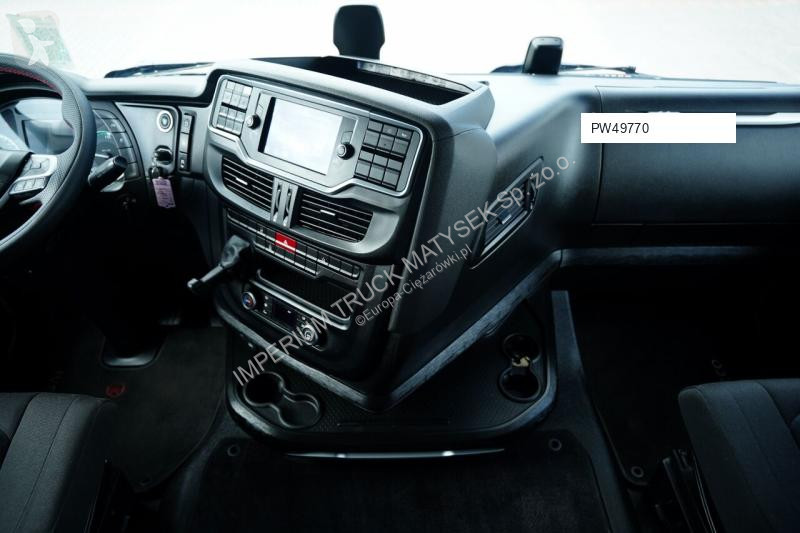 Влекач Iveco / 510 / I-PARK COOL / FULL AIRMATIC