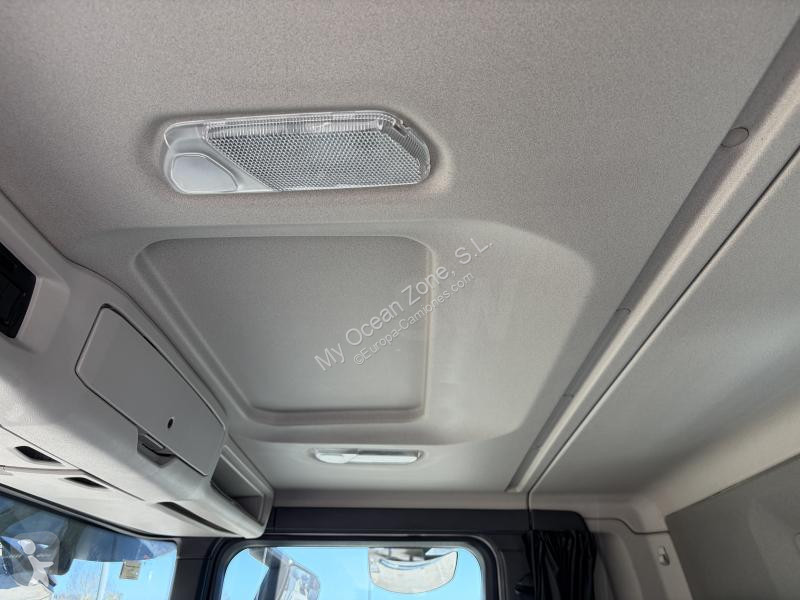 جرار Scania 410
