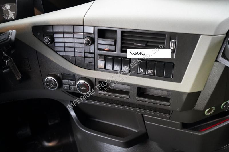 Влекач Volvo FH 460