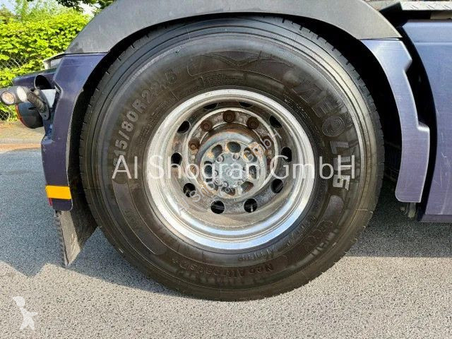 جرار Volvo 16700 Globetrotter...