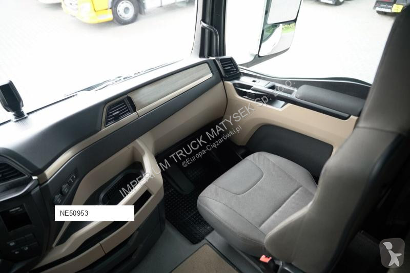 Влекач MAN TGX 18.470