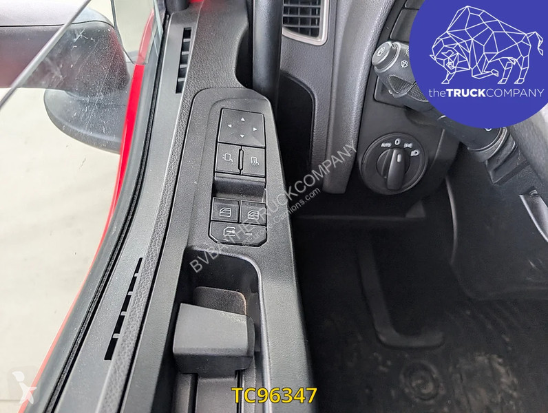 Iveco S-Way 490 tractor unit
