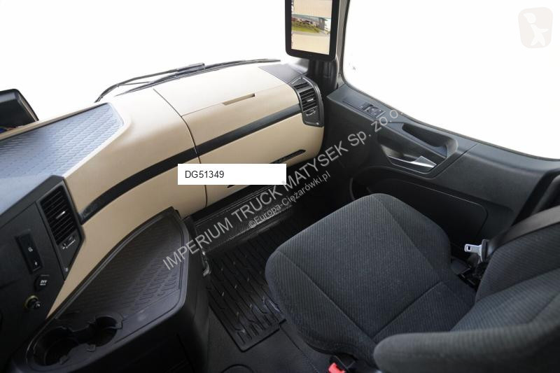 جرار Mercedes ACTROS 1845
