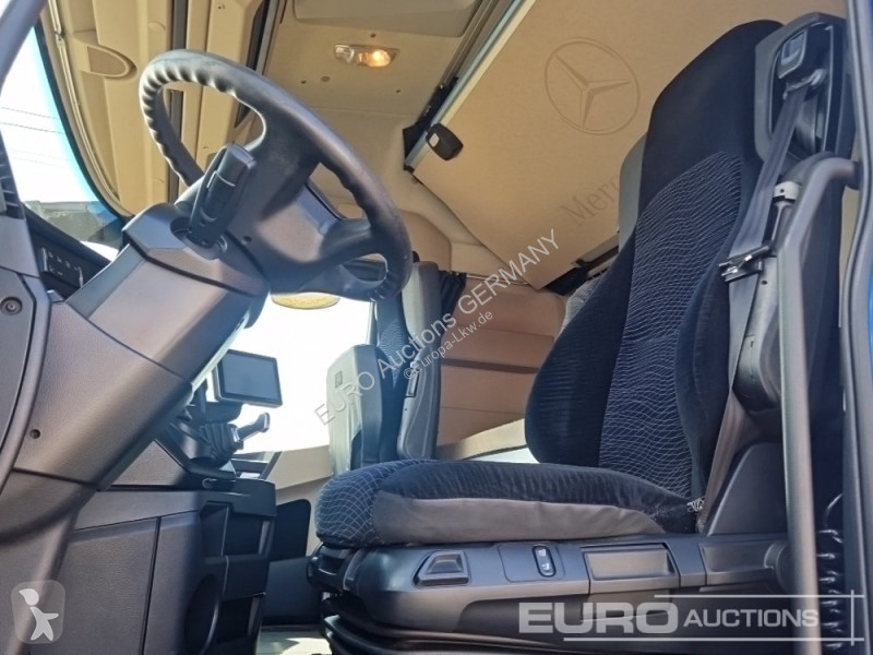 جرار Mercedes ACTROS 1845