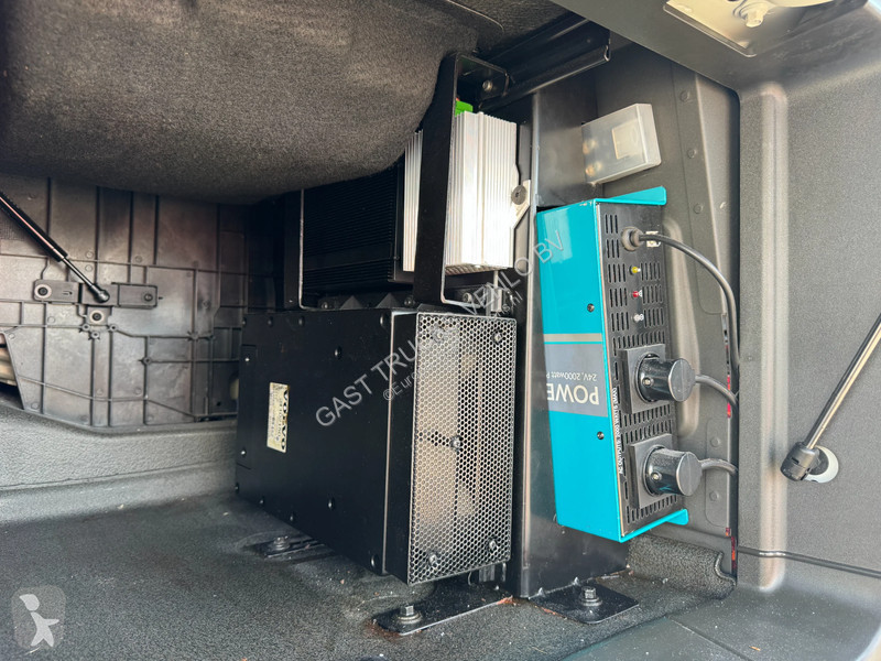 Trekker Volvo 500 Globetrotter XL Special /...