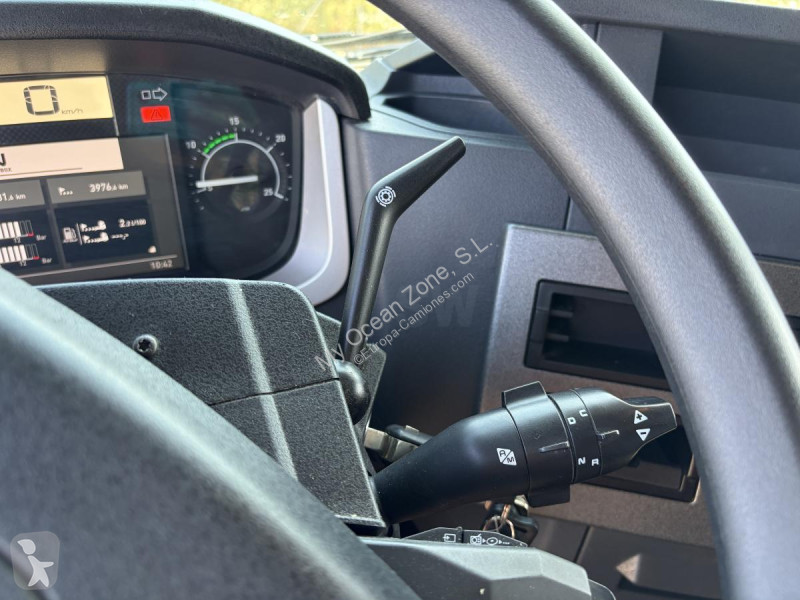 جرار Renault T440