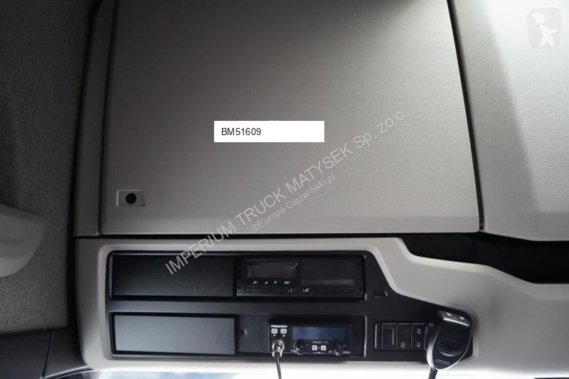 جرار MAN R 450