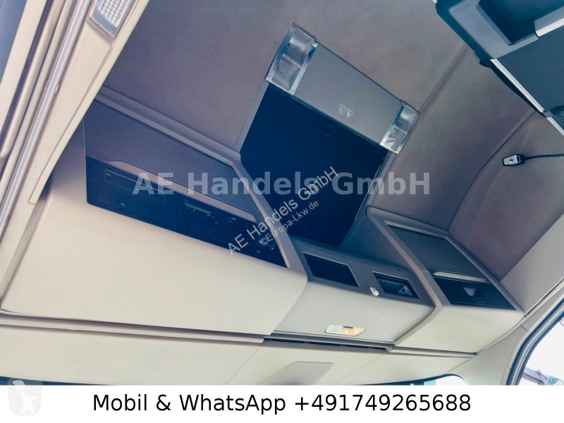 جرار Volvo 500 GlobeTrotter BL...