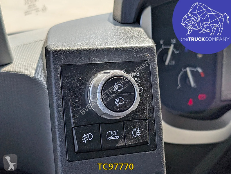 جرار Renault T 460