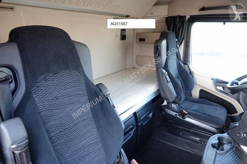 Влекач Mercedes ACTROS 1845