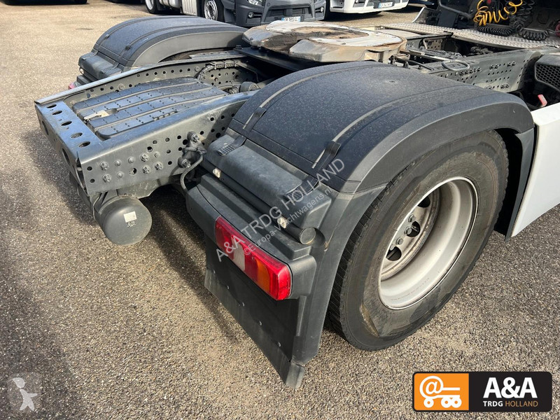 جرار Mercedes ACTROS 1845