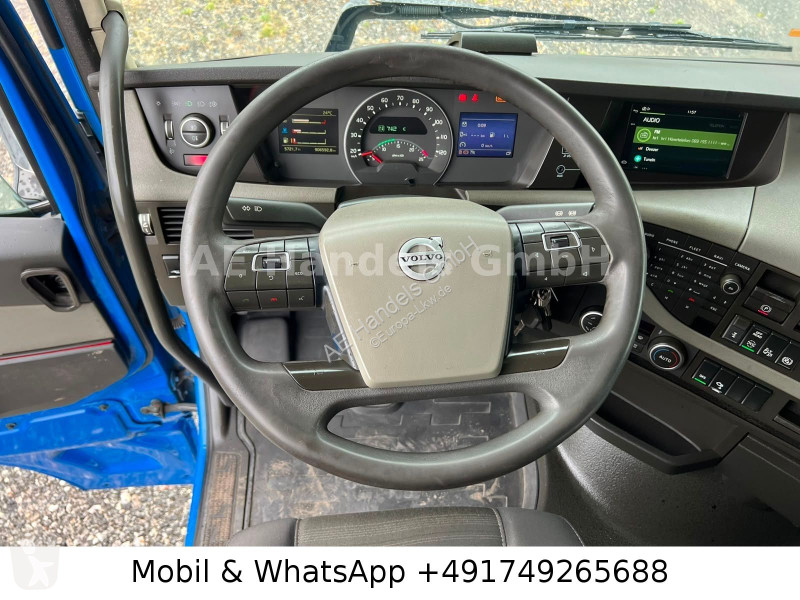 Trekker Volvo 500 Globetrotter BL...