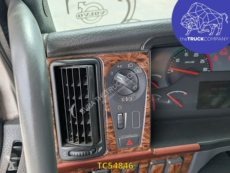 Тягач Volvo
