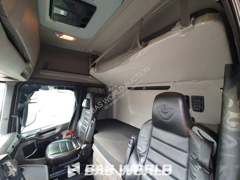 Tracteur Scania 590