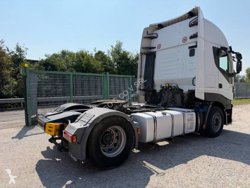 Cabeza tractora Iveco