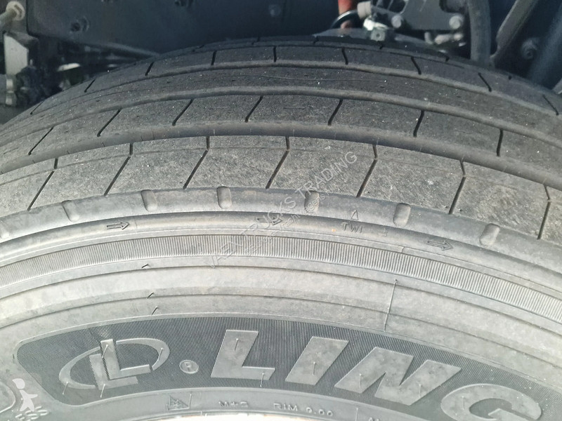 Tracteur Volvo 13460 Globetrotter XL 4x2 - I...